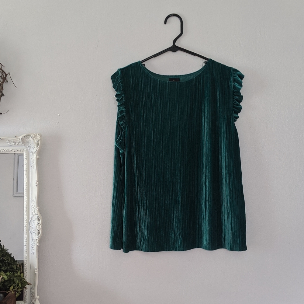 Velvet top